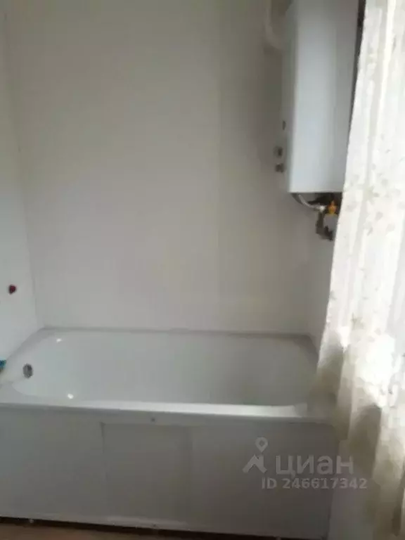 1-к кв. Северная Осетия, Владикавказ ул. Тогоева, 57 (30.0 м) - Фото 2
