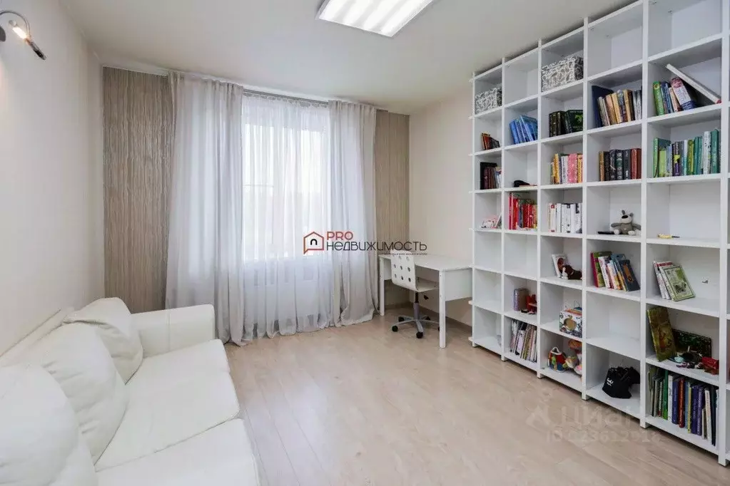 3-к кв. Новосибирская область, Кольцово рп ул. Молодежная, 4 (76.9 м) - Фото 1