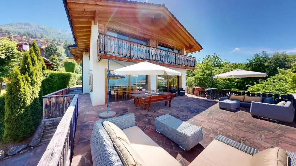 Дом в Краснодарский край, Сочи Красная Поляна пгт, ул. Пчеловодов (120 ... - Фото 1