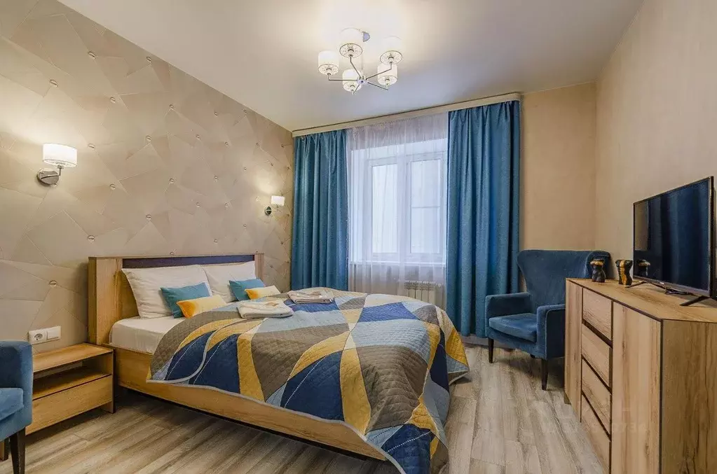 2-к кв. Чувашия, Чебоксары пл. Речников, 7к1 (75.0 м) - Фото 0