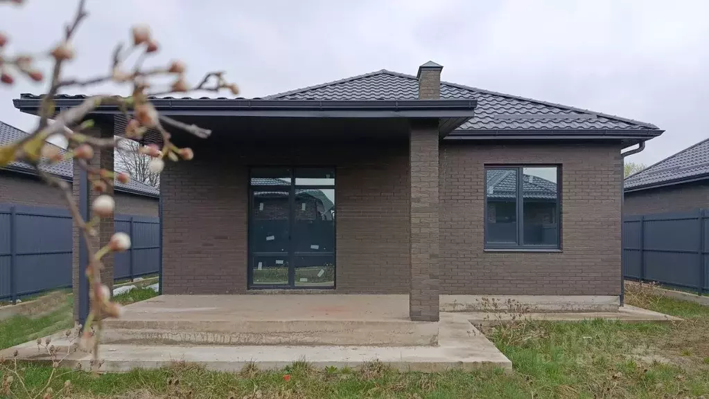 Дом в Адыгея, Тахтамукайский район, Старобжегокай аул Школьная ул. ... - Фото 2