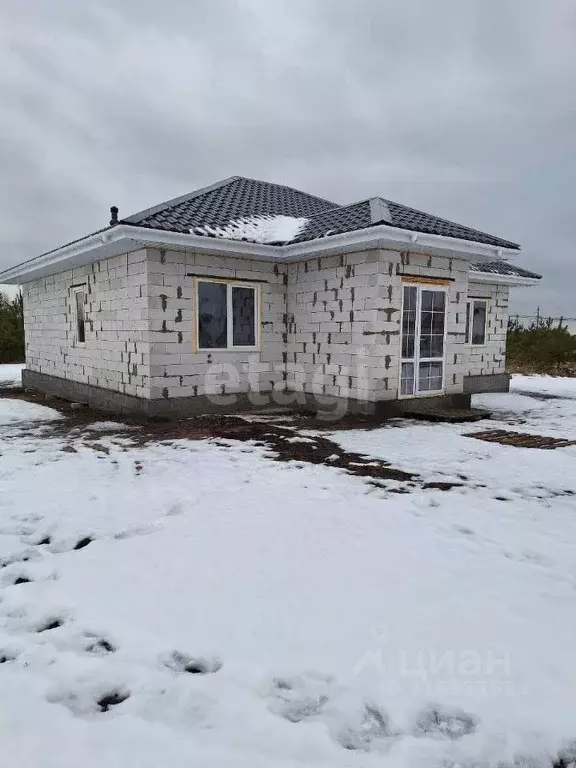 Дом в Белгородская область, Старооскольский городской округ, с. Озерки ... - Фото 0