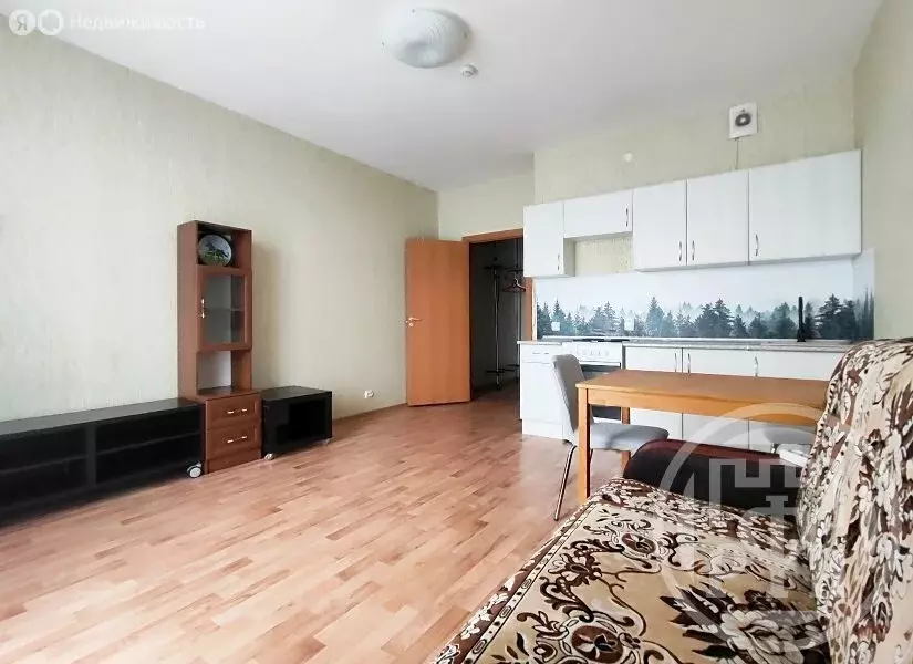 Квартира-студия: Кировск, Набережная улица, 5 (26.9 м) - Фото 1