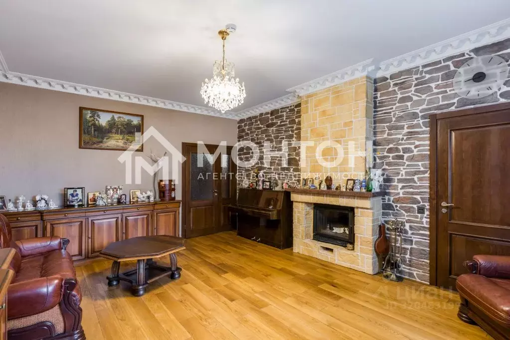 Коттедж в Москва д. Десна, ул. Центральная, 30 (600 м) - Фото 1