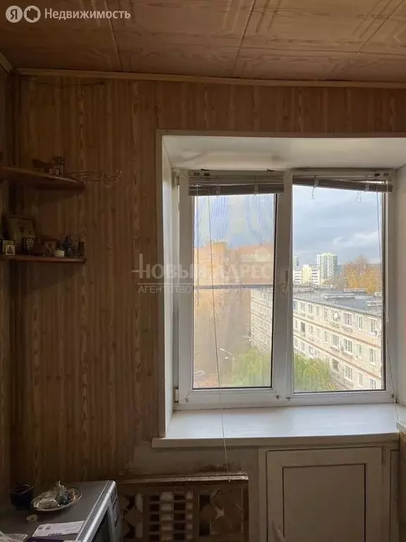 3-комнатная квартира: Калуга, микрорайон Анненки, улица Вишневского, ... - Фото 2