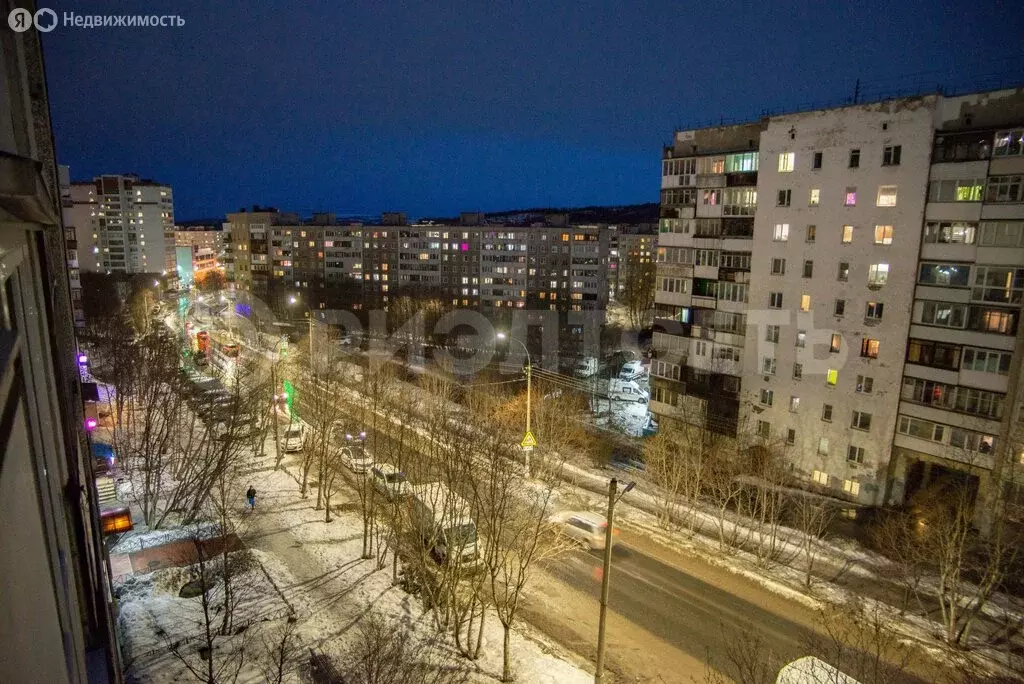 3-комнатная квартира: Мурманск, улица Беринга, 11 (59.7 м) - Фото 2