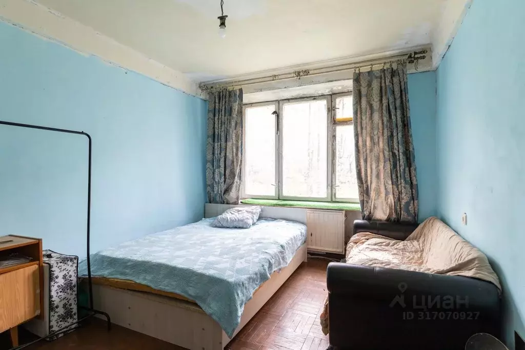 4-к кв. Санкт-Петербург ул. Димитрова, 18К2 (86.0 м) - Фото 0