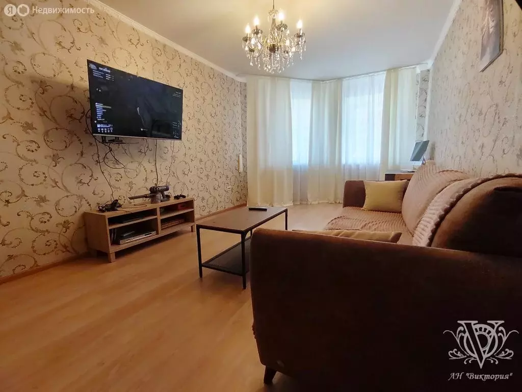 2-комнатная квартира: Ухта, Тиманская улица, 10 (70.3 м) - Фото 1