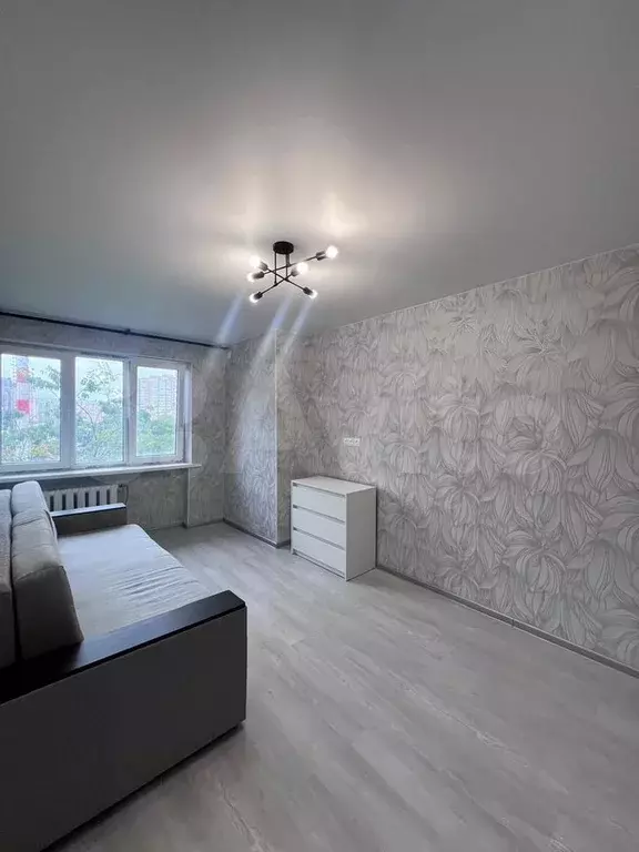 1-к. квартира, 28 м, 5/5 эт. - Фото 1