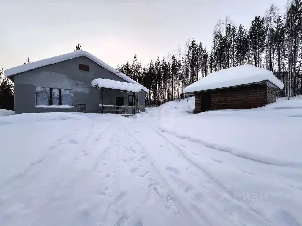 Дом в Ханты-Мансийский АО, Нягань ул. Современников, 7 (105 м) - Фото 0