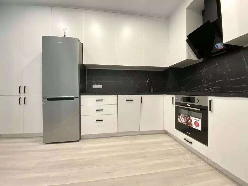 2-к кв. Башкортостан, Уфа Караидельская ул., 62 (60.0 м) - Фото 0