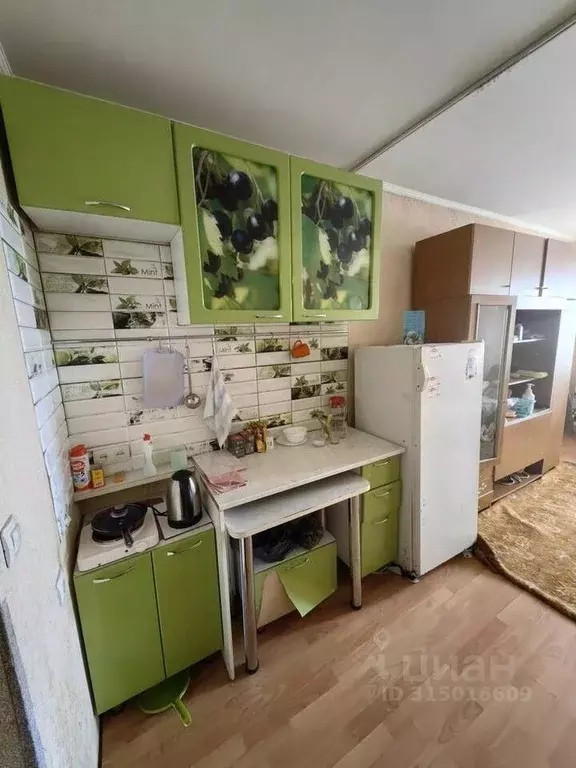 Комната Хакасия, Абакан ул. Вяткина, 7 (17.0 м) - Фото 0