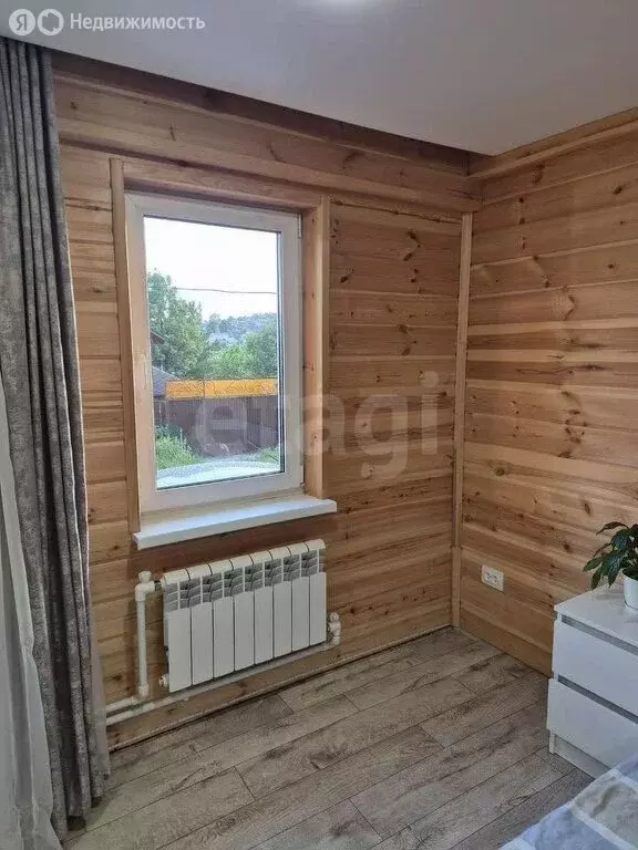 Дом в Златоуст, улица Жуковского (80 м) - Фото 1