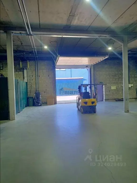 Склад в Московская область, Красногорск городской округ, Нахабино пгт ... - Фото 1