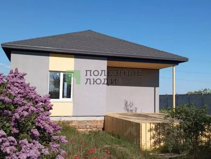 Дом в Крым, Сакский район, Молочненское с/пос, с. Витино  (71 м) - Фото 1