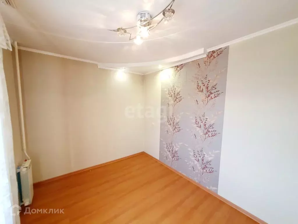 Продаётся 4-к квартира, 63 м - Фото 1