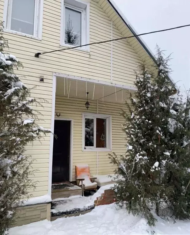 Дом в Ленинградская область, Коммунар г. Гатчинский муниципальный ... - Фото 1