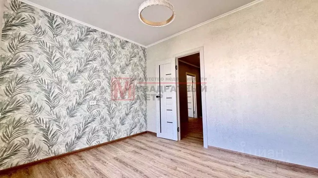 1-к кв. Белгородская область, Старый Оскол Конева мкр, 9 (39.0 м) - Фото 0