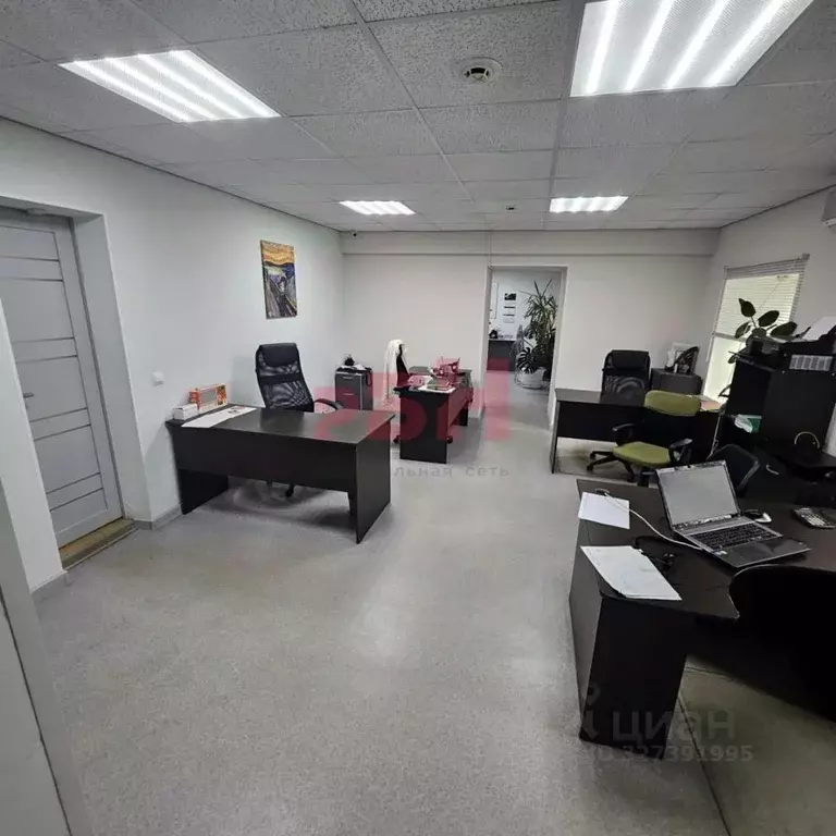 Офис в Курганская область, Курган ул. Красина, 56 (58 м) - Фото 1