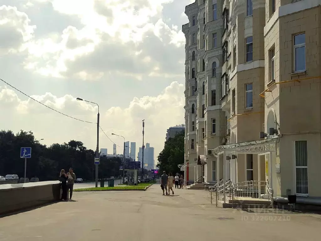 Продается 3-комнатная квартира - Фото 2