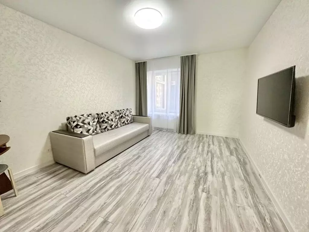 2-к кв. Татарстан, Казань Портовая ул., 37Вк2 (55.0 м) - Фото 1