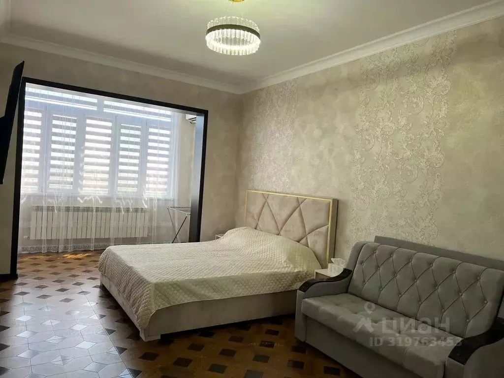 1-к кв. Дагестан, Каспийск ул. Алферова, 5Б (50.0 м) - Фото 0