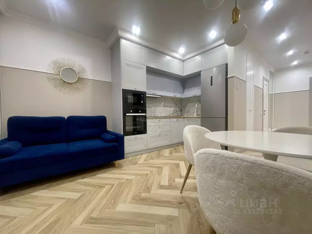 2-к кв. Татарстан, Казань ул. Родины, 26Е (50.0 м) - Фото 1