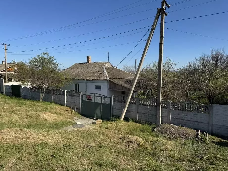 Дом в Крым, Симферопольский район, Кольчугинское с/пос, с. Равнополье ... - Фото 1