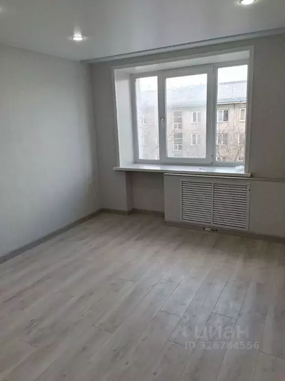 Студия Красноярский край, Красноярск ул. 60 лет Октября, 145 (17.0 м) - Фото 2