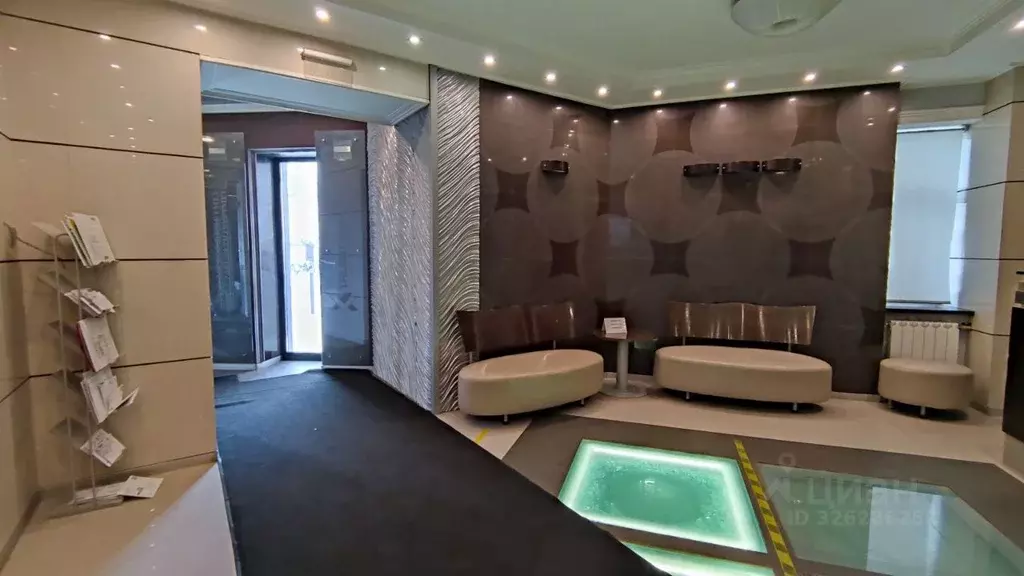 Офис в Москва Средний Овчинниковский пер., 12 (332 м) - Фото 2