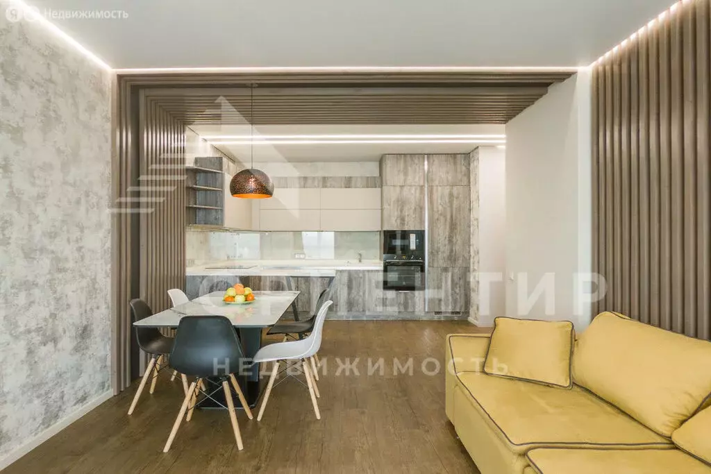 2-комнатная квартира: Екатеринбург, улица Ткачей, 13 (77.6 м) - Фото 2