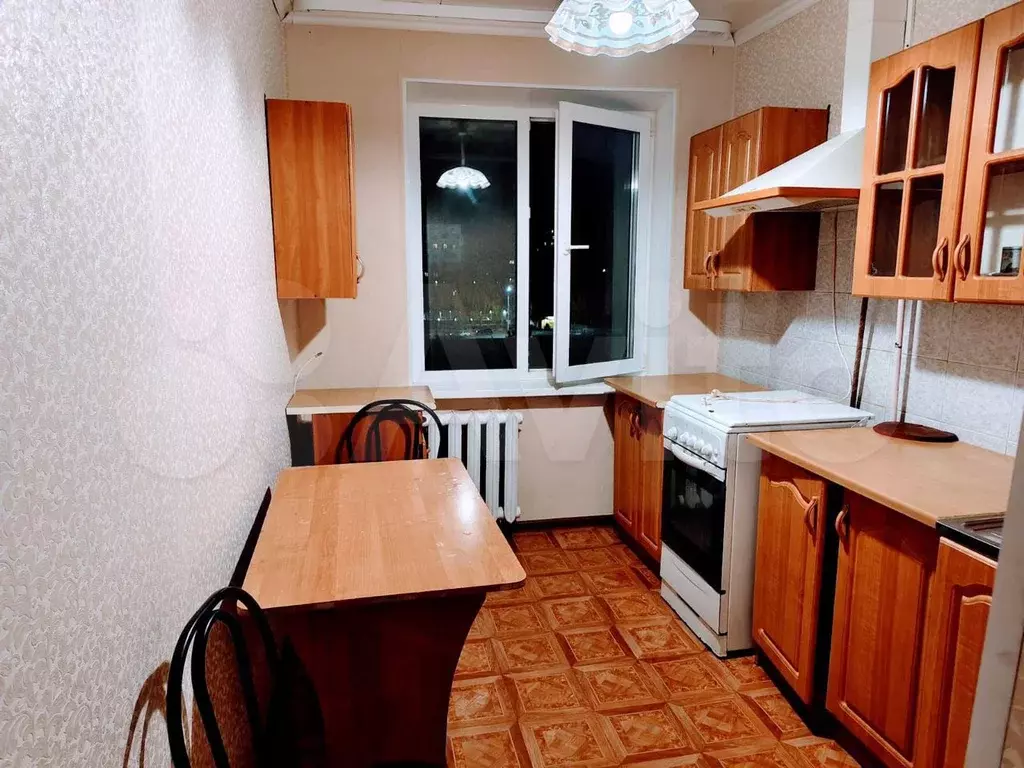 2-к. квартира, 45 м, 8/10 эт. - Фото 0