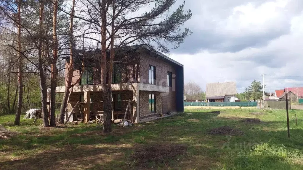 Дом в Тамбовская область, Тамбовский муниципальный округ, с. Тулиновка ... - Фото 0