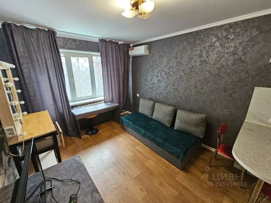Студия Приморский край, Владивосток ул. Кирова, 62 (24.0 м) - Фото 1