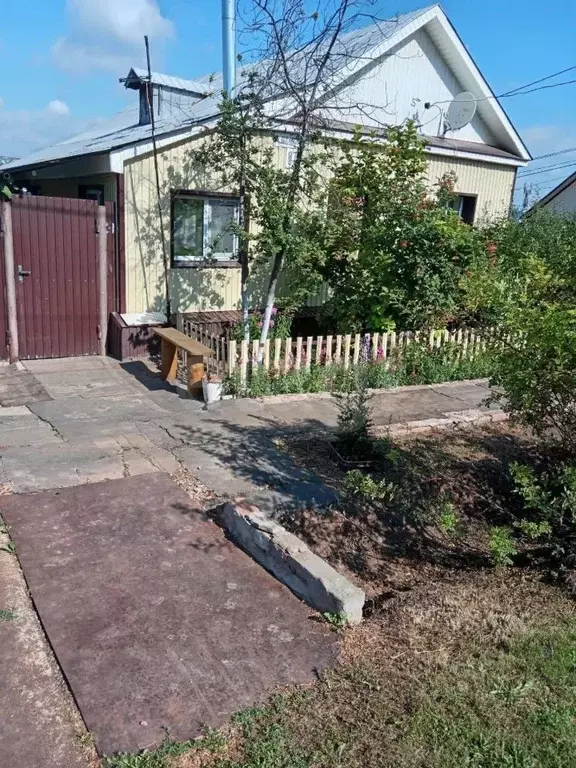Дом в Оренбургская область, Бугуруслан Аксаковская ул., 87/26 (70 м) - Фото 1