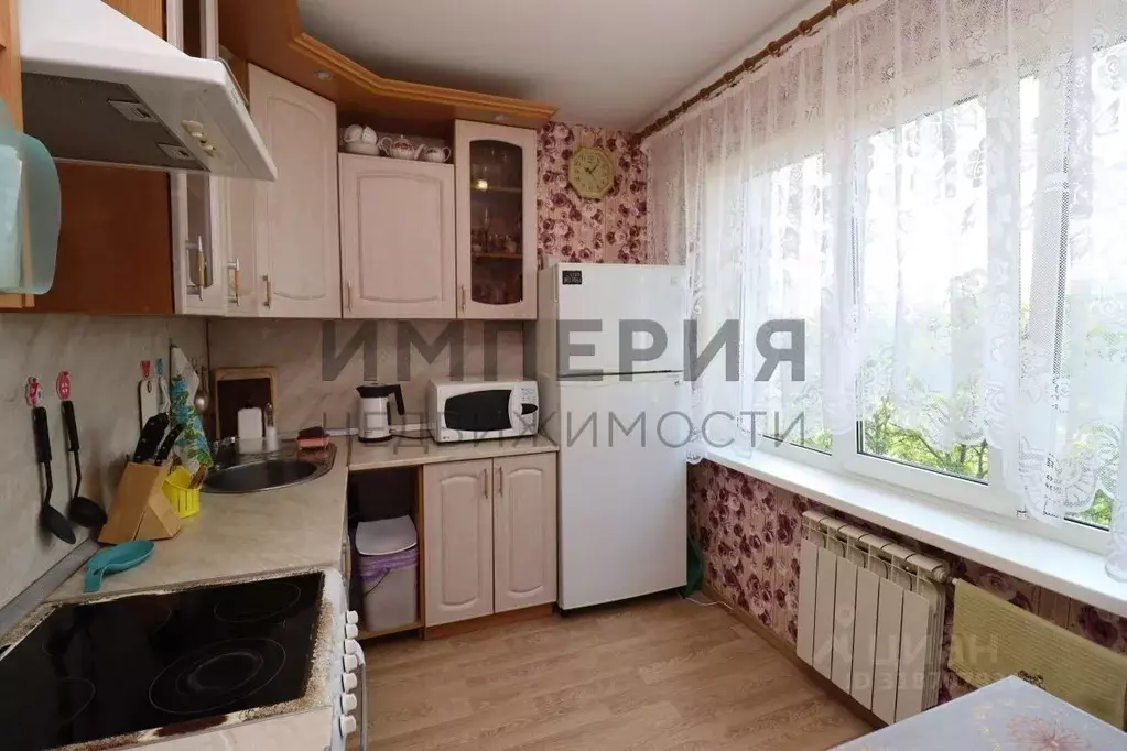 2-к кв. Магаданская область, Магадан ул. Берзина, 8 (50.8 м) - Фото 0