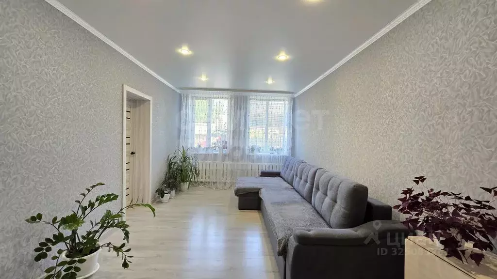 2-к кв. Оренбургская область, Соль-Илецк ул. Победы, 105 (44.8 м) - Фото 1