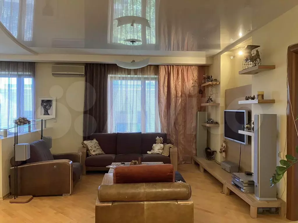 3-к. квартира, 90 м, 5/5 эт. - Фото 1