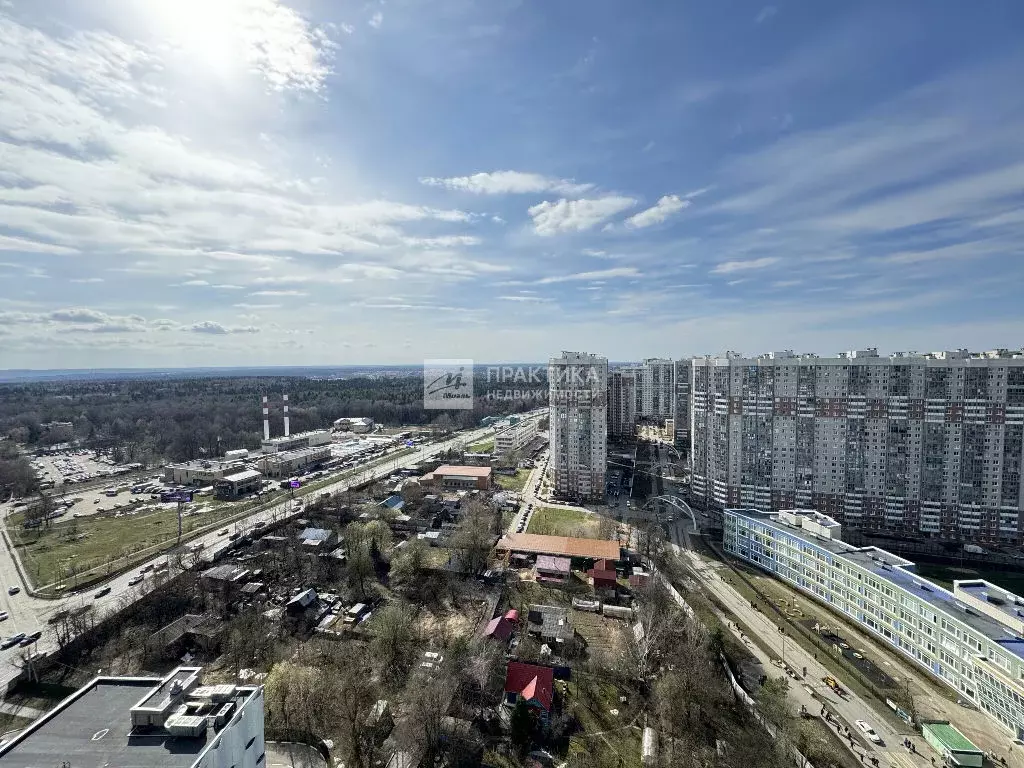 Продается 3-комнатная квартира - Фото 1
