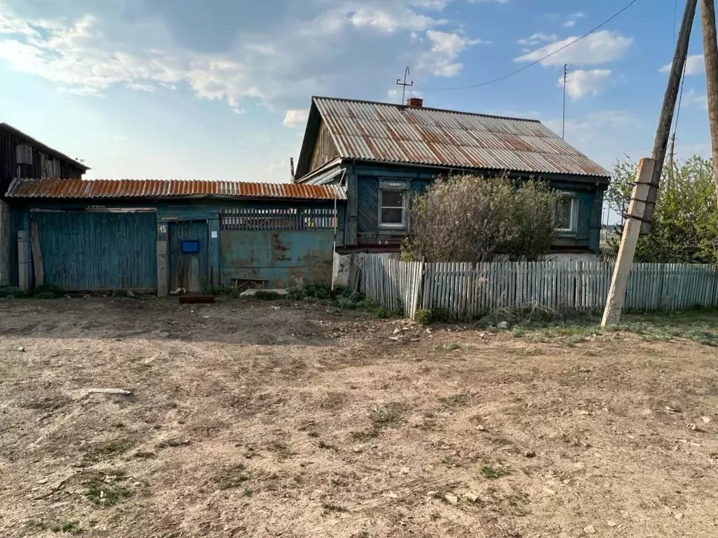 Дом в Челябинская область, Чебаркульский район, д. Темир ул. Пушкина, ... - Фото 0