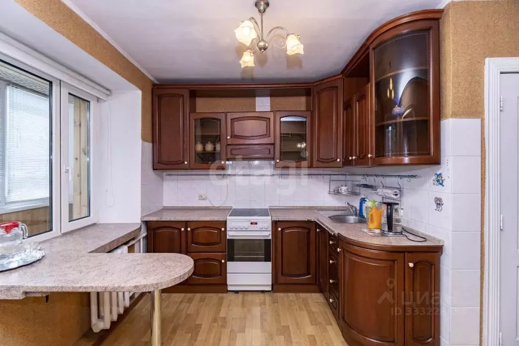 3-к кв. Тюменская область, Тюмень Заводская ул., 1 (110.0 м) - Фото 1