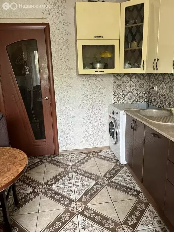 2-комнатная квартира: Бугры, Шоссейная улица, 38 (63 м) - Фото 0