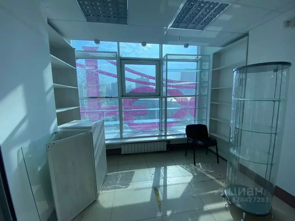 Помещение свободного назначения в Санкт-Петербург просп. Ветеранов, ... - Фото 1