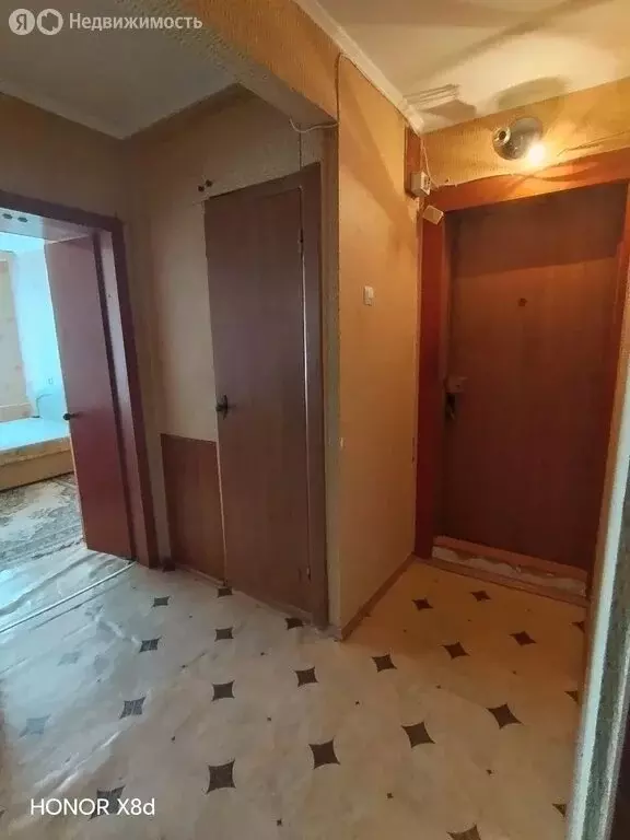3-комнатная квартира: Керчь, улица Ульяновых (61 м) - Фото 1