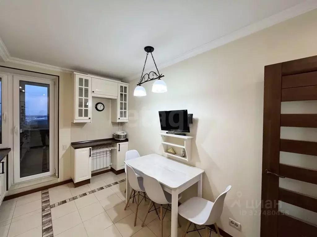 2-к кв. Московская область, Одинцово ул. Кутузовская, 33 (66.0 м) - Фото 2