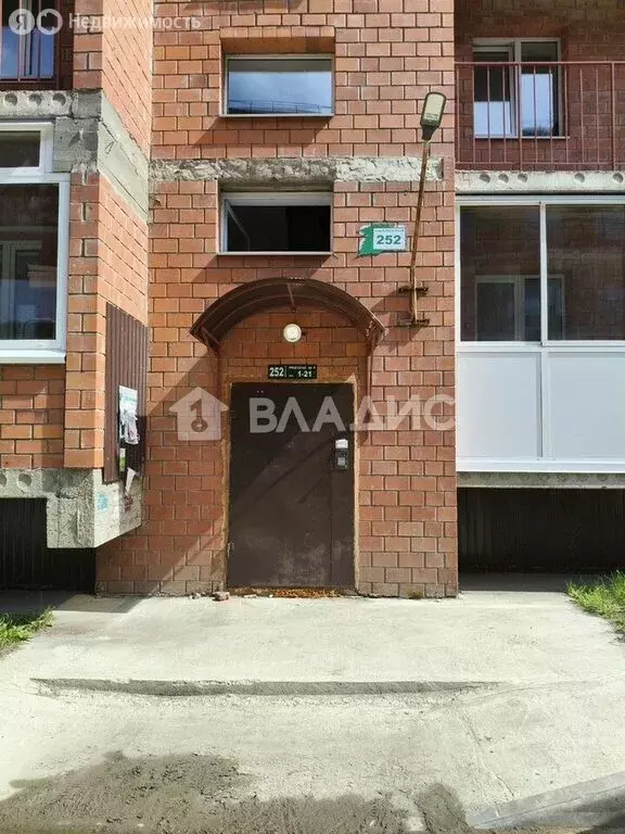 Квартира-студия: Маркова, микрорайон Берёзовый, 252 (20 м) - Фото 2