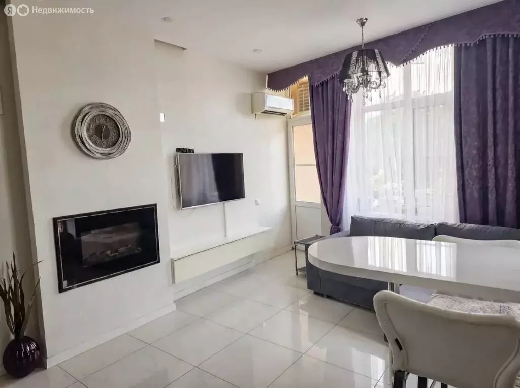 3-комнатная квартира: Сочи, улица Ленина, 256/6 (66 м) - Фото 1