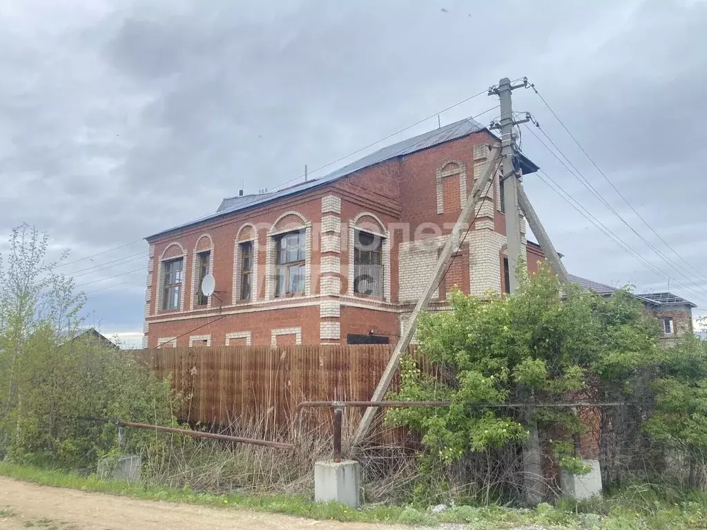 Коттедж в Челябинская область, Копейский городской округ, с. ... - Фото 1