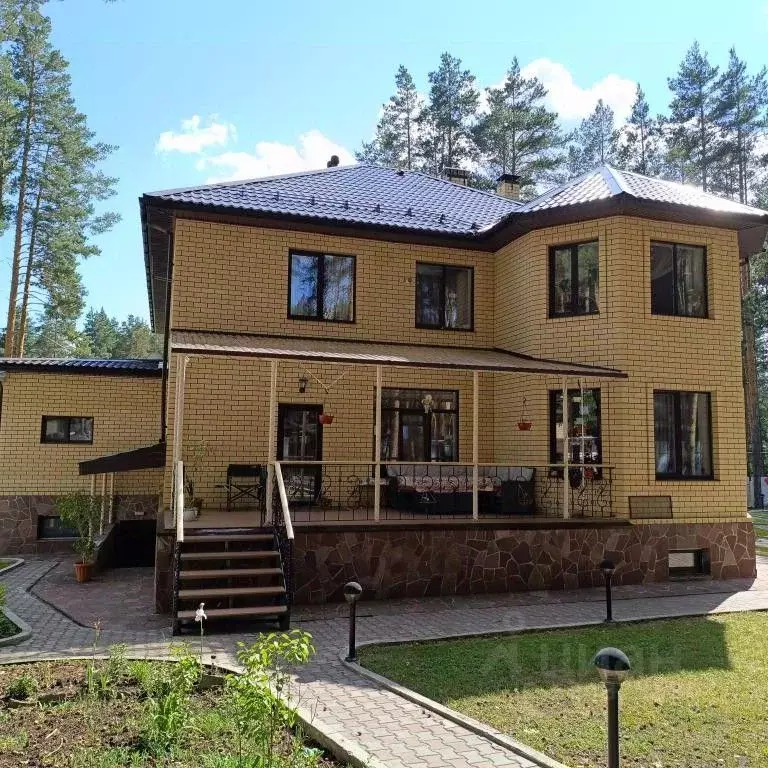 Коттедж в Свердловская область, Сысерть пер. Звездный (396 м) - Фото 1