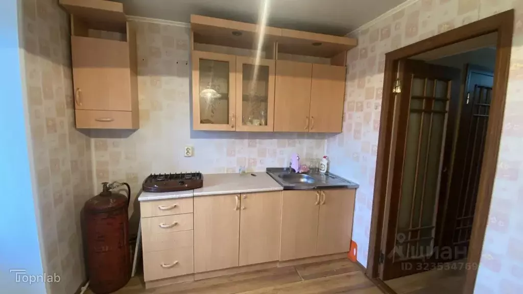 3-к кв. Астраханская область, Харабали 8-й кв-л, 13 (64.7 м) - Фото 2